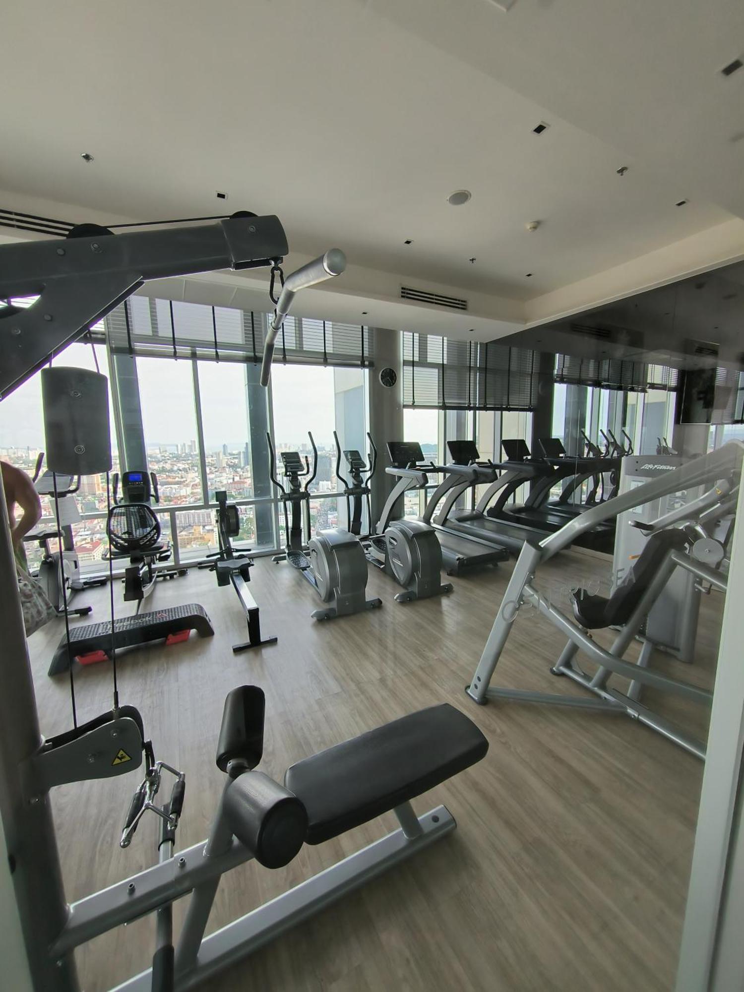 Centric Sea Pattaya Bed & Breakfast Exterior foto